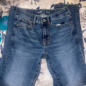 Boy’s Old Navy Blue Denim Karate Slim Jeans size 12